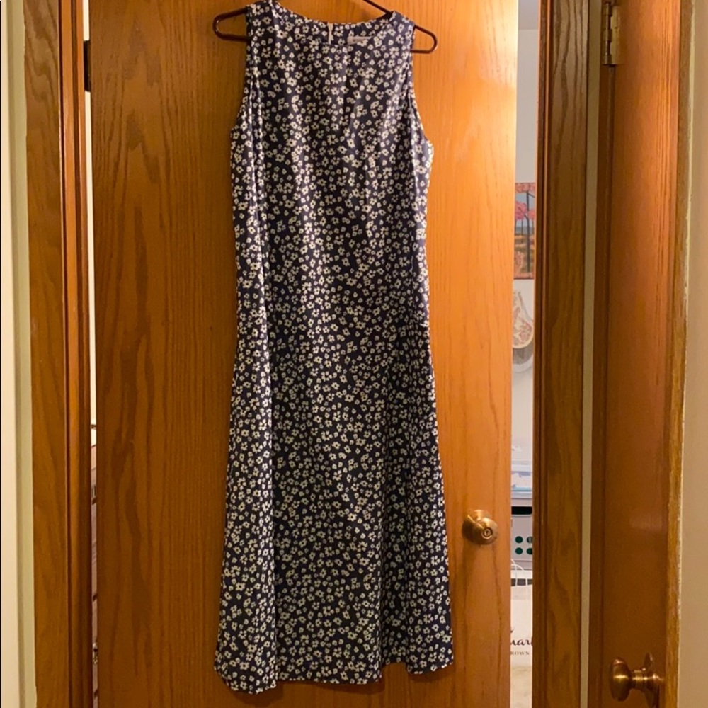 Casual summer dres. Never worn. Brand new